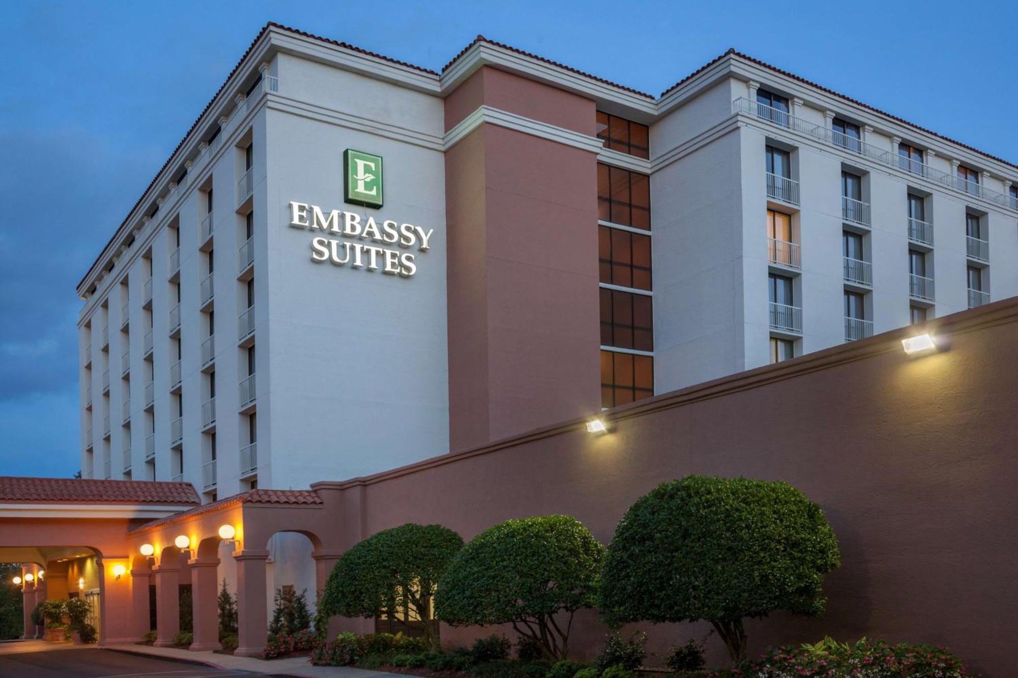 Embassy Suites Батън Руж Екстериор снимка